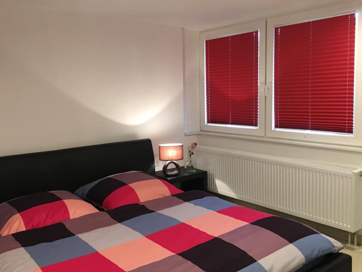 Komplettes Ferienhaus Potsdam Berlin Gaestehaus In Seenaehe 95Qm2 Monteurzimmer Esterno foto